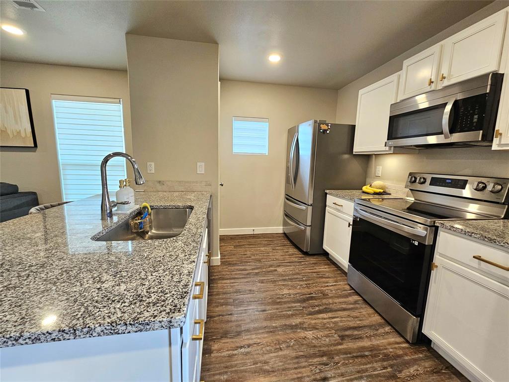 Upland Xing - Residential