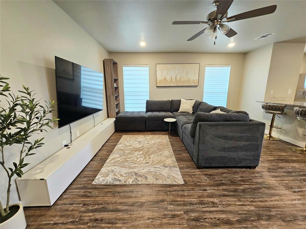 Upland Xing - Residential