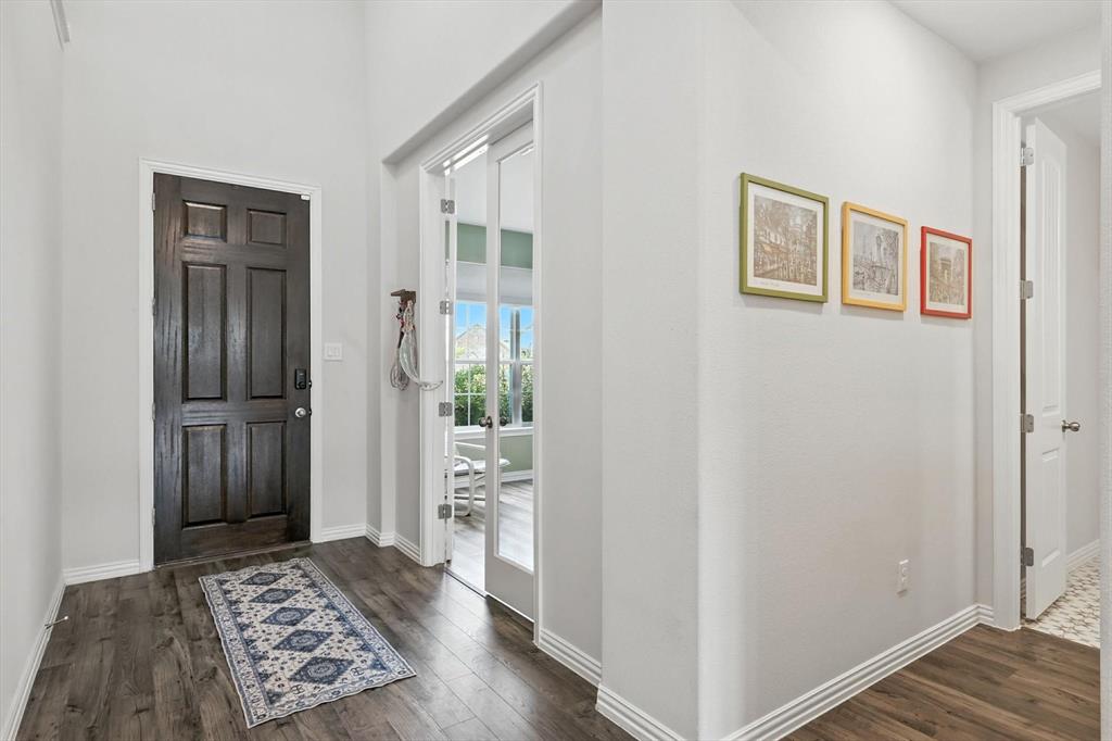 1104 Indianola Trail