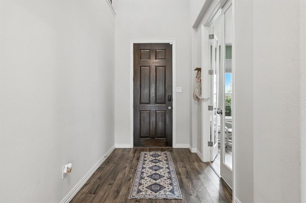 1104 Indianola Trail