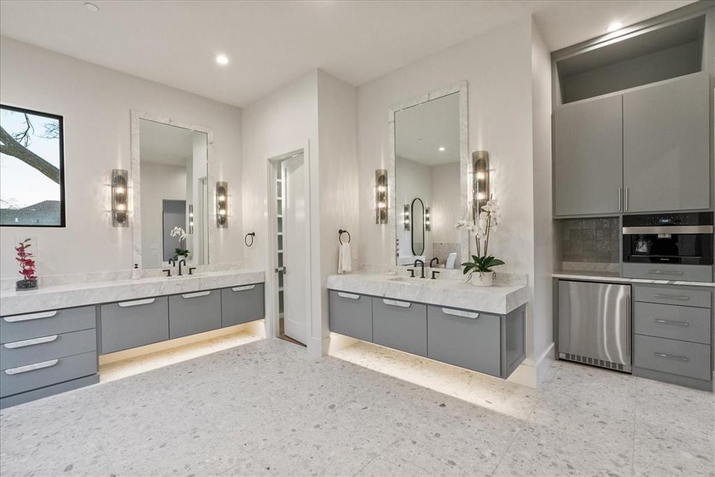 Walnut Crest - Residential