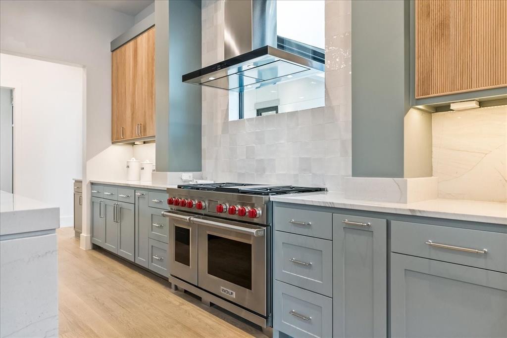 Walnut Crest - Residential