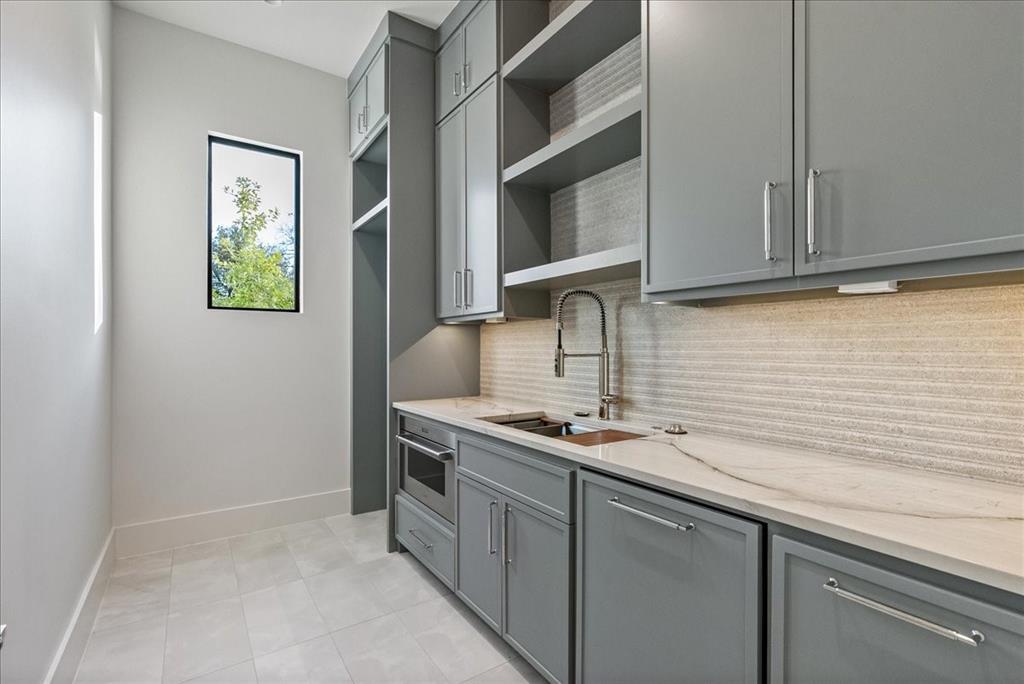 Walnut Crest - Residential