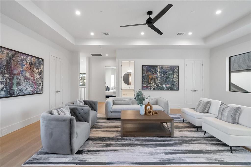 Walnut Crest - Residential