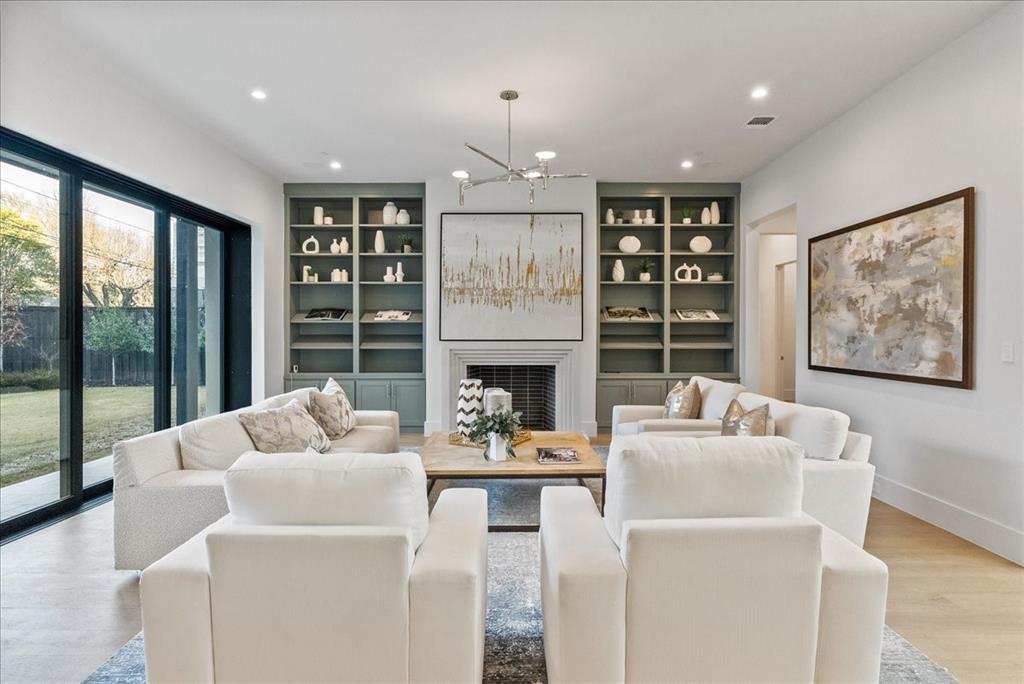 Walnut Crest - Residential