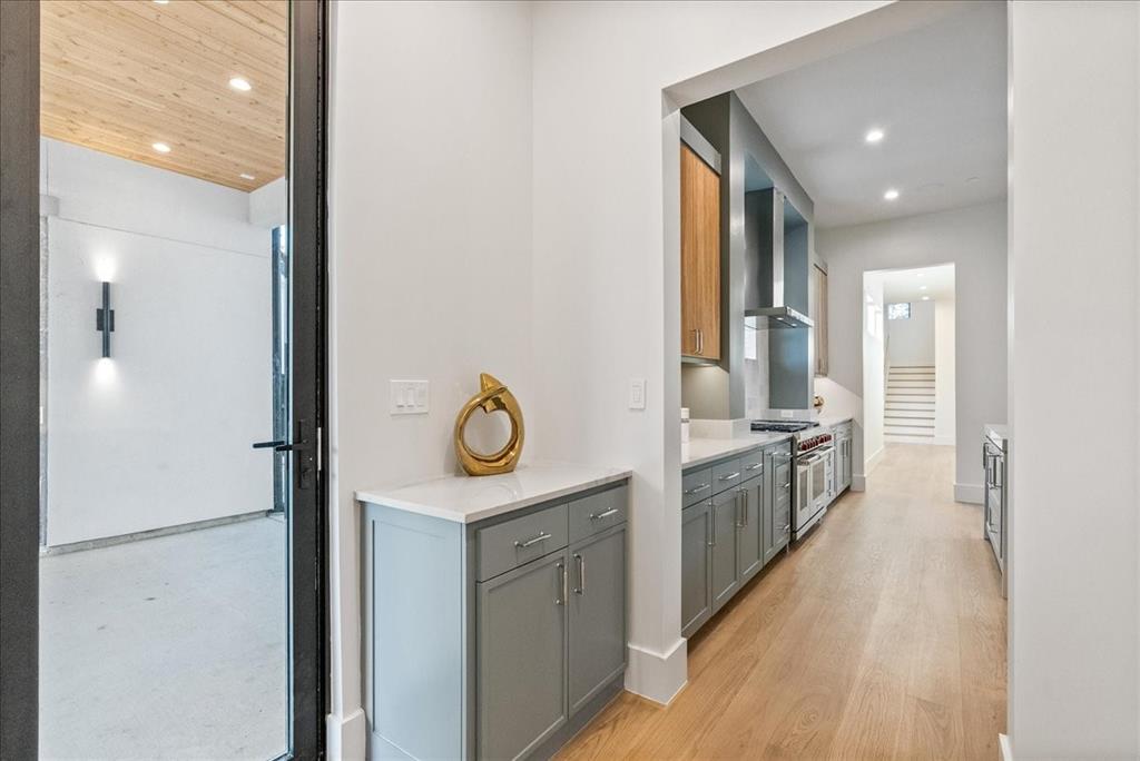 Walnut Crest - Residential