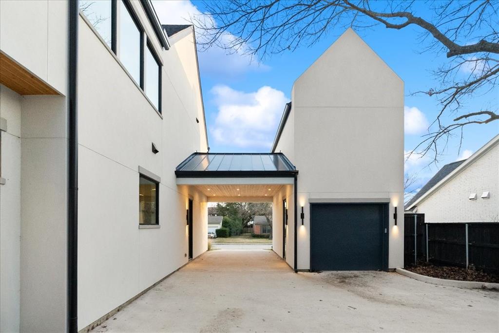 Walnut Crest - Residential