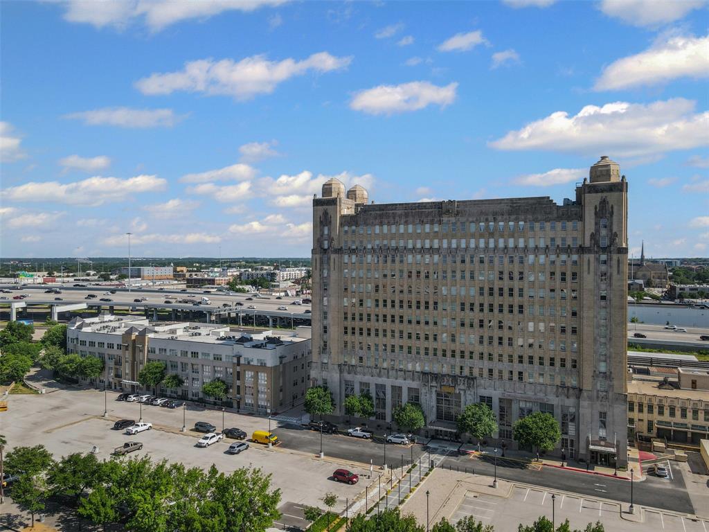 Texas & Pacific Lofts Condo - Residential