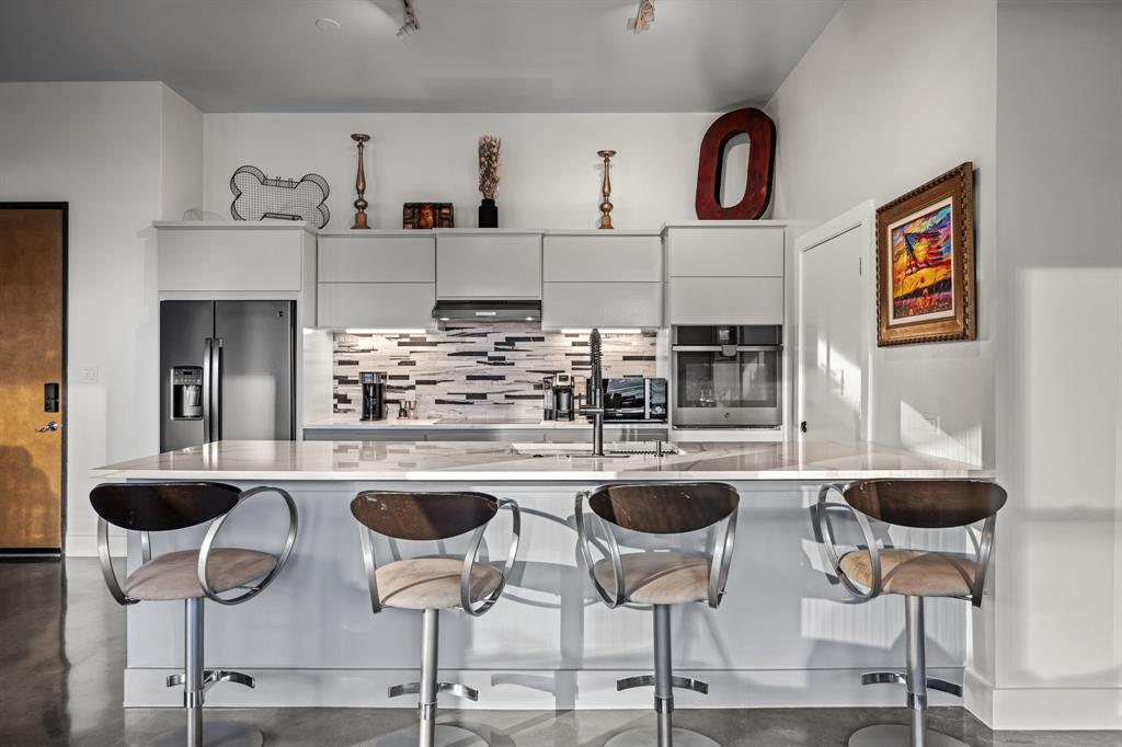 Live Oak Lofts Condo - Residential