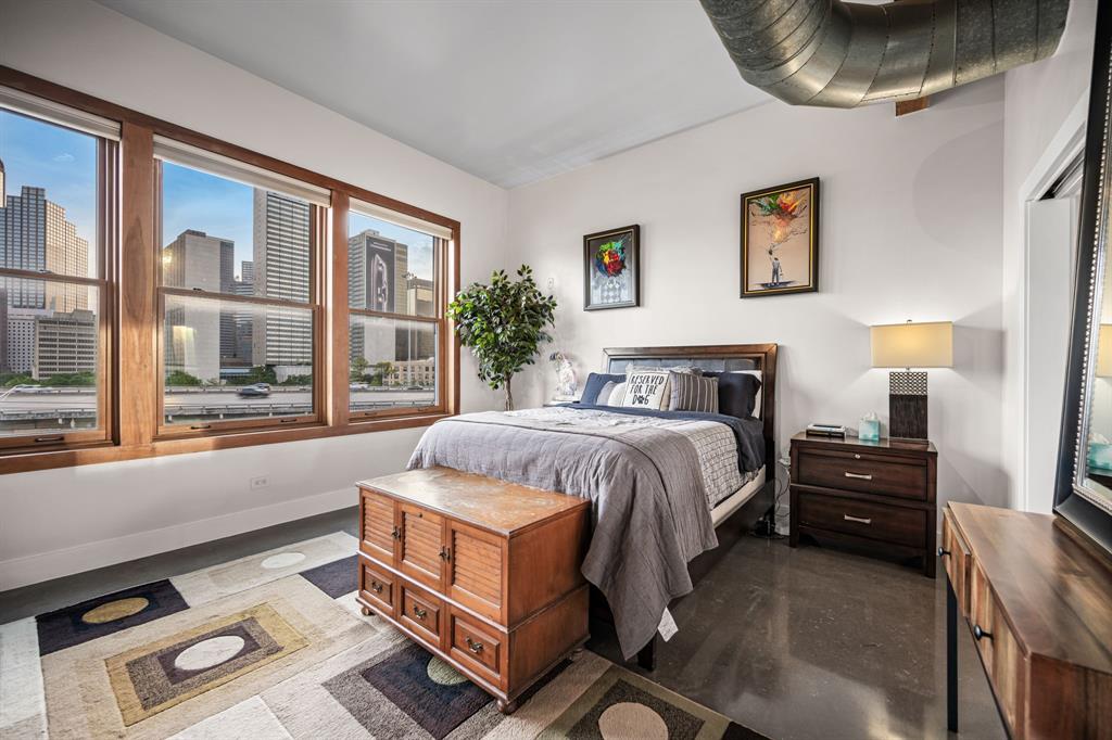 Live Oak Lofts Condo - Residential