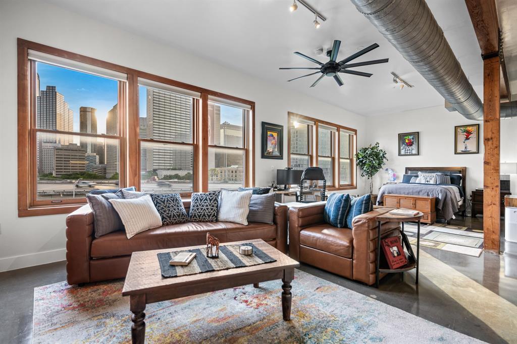 Live Oak Lofts Condo - Residential