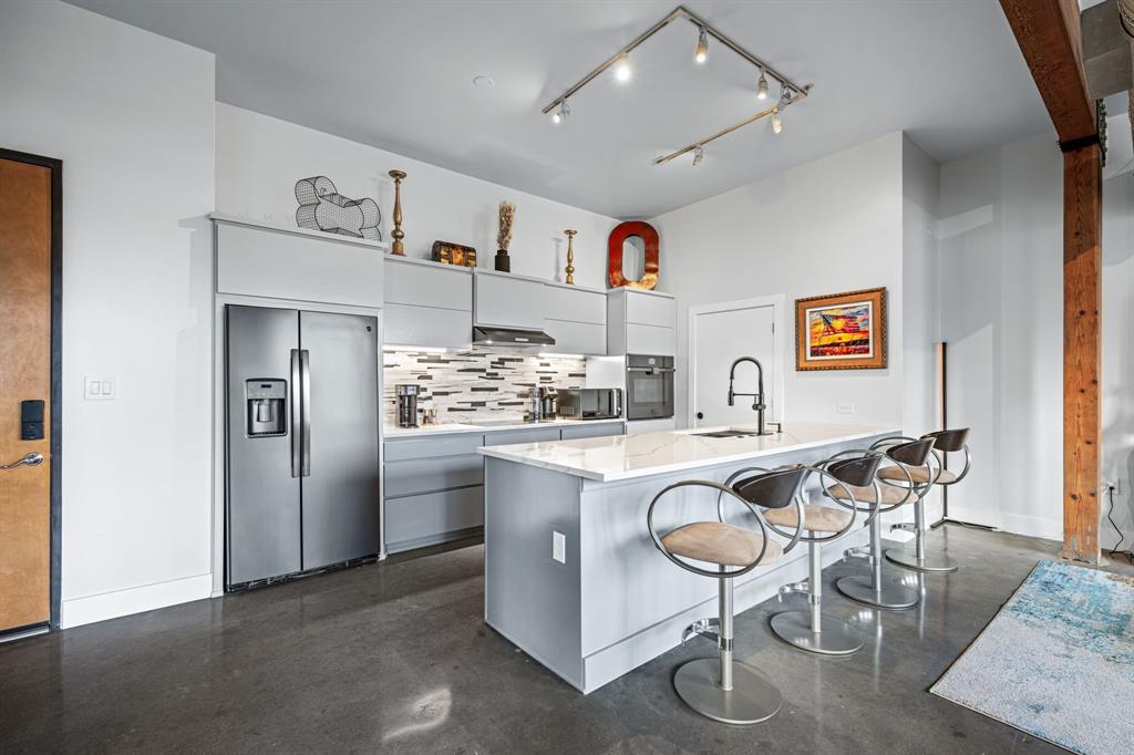 Live Oak Lofts Condo - Residential