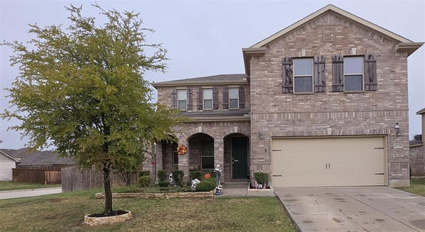 2736 RYDER LN, AUBREY, TX 76227 - Image daa42c59c2bcfaf6b90088aa336a3889/129823256