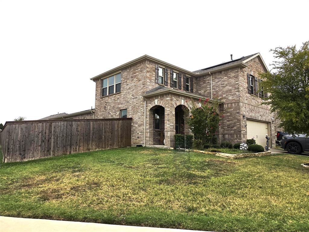 2736 Ryder Lane