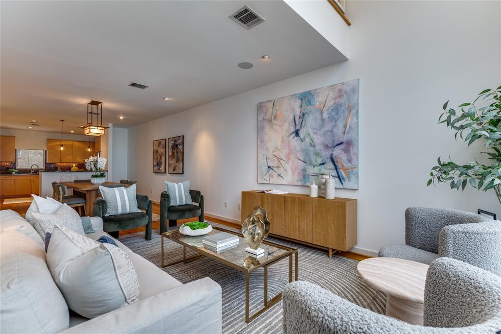 Travis Street Condos 4100 - Residential