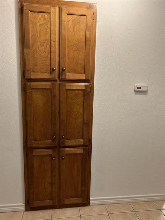 North Richland Hills, Texas 76182, United States, 3 Bedrooms Bedrooms, ,2 BathroomsBathrooms,Residential,Pending,48204