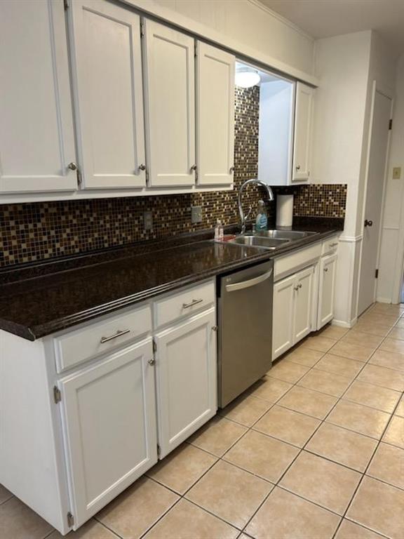 North Richland Hills, Texas 76182, United States, 3 Bedrooms Bedrooms, ,2 BathroomsBathrooms,Residential,Pending,48204