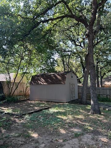 North Richland Hills, Texas 76182, United States, 3 Bedrooms Bedrooms, ,2 BathroomsBathrooms,Residential,Pending,48204