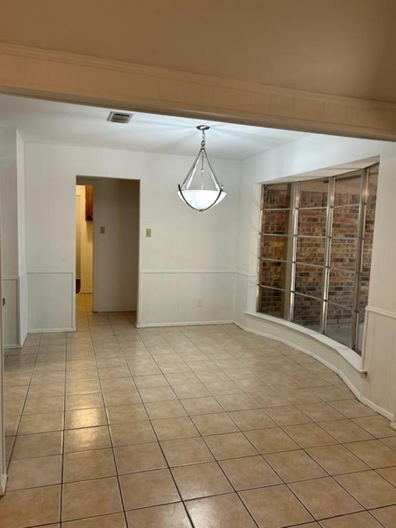 North Richland Hills, Texas 76182, United States, 3 Bedrooms Bedrooms, ,2 BathroomsBathrooms,Residential,Pending,48204