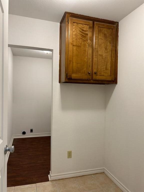 North Richland Hills, Texas 76182, United States, 3 Bedrooms Bedrooms, ,2 BathroomsBathrooms,Residential,Pending,48204