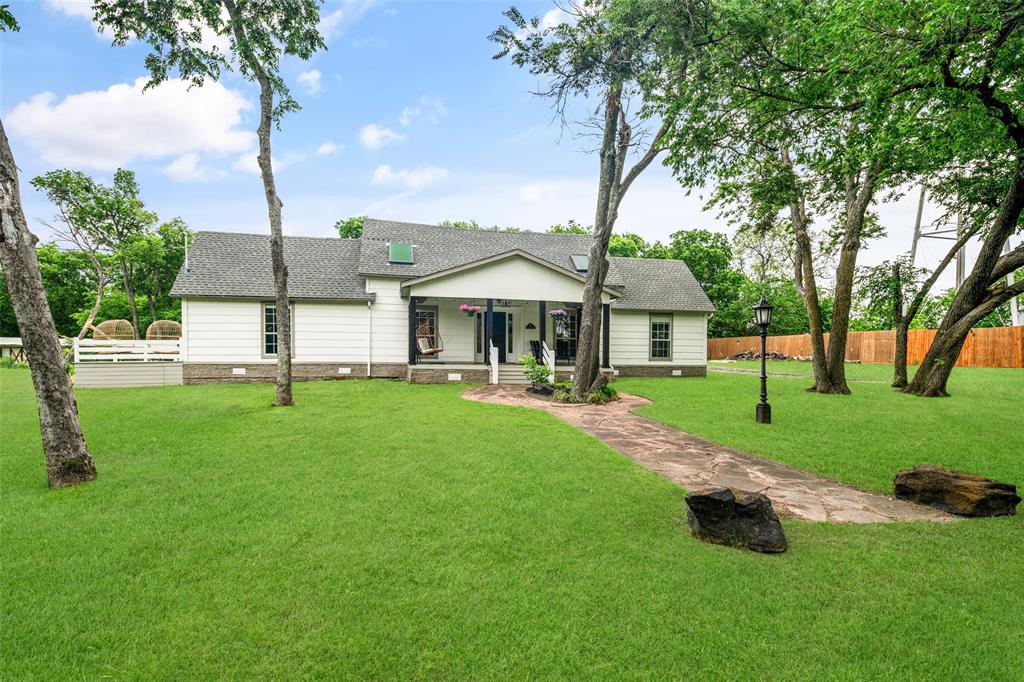 313 Chicken Street