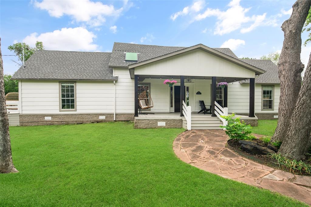 313 Chicken Street