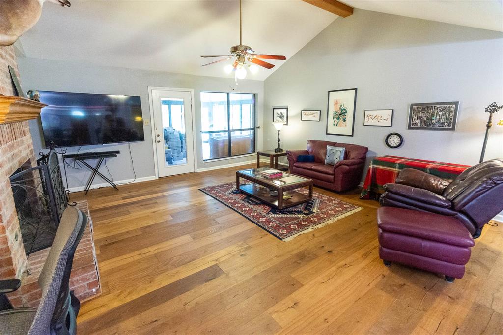 1194 Cedar Lane