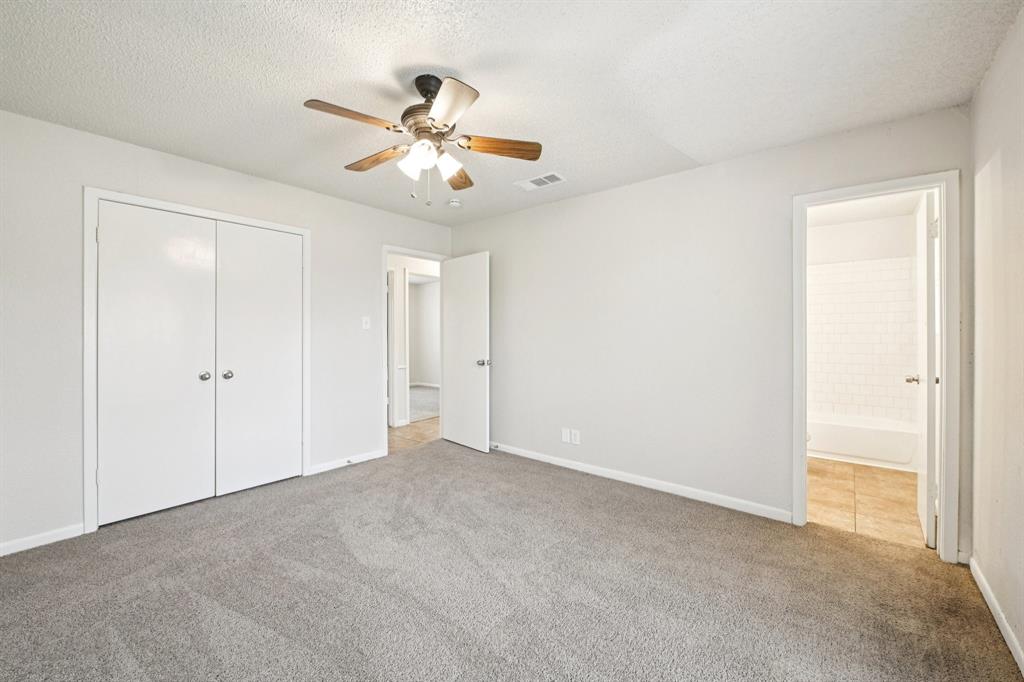 meadow oak sec 2 - Residential