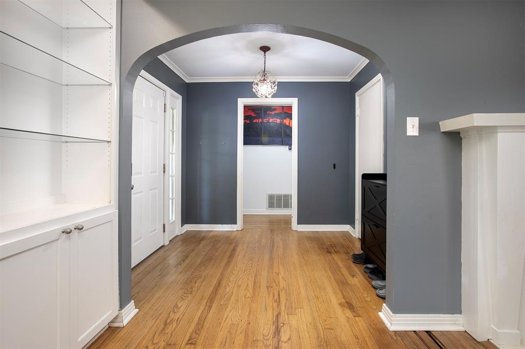 2414 S Martin Street