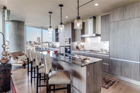 3130 N Harwood Street 1604 Dallas TX 75201