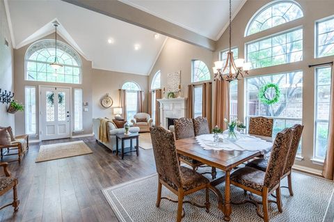 5909 La Cumbre Drive McKinney TX 75072