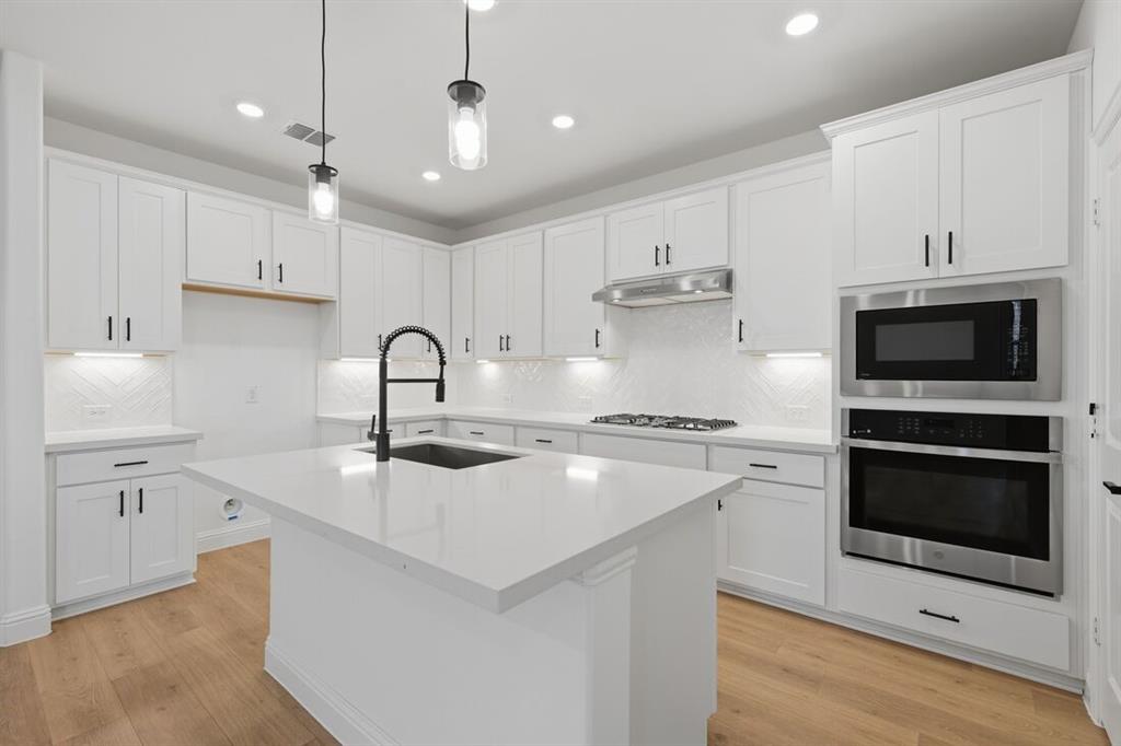 Cross Creek Meadows - Residential