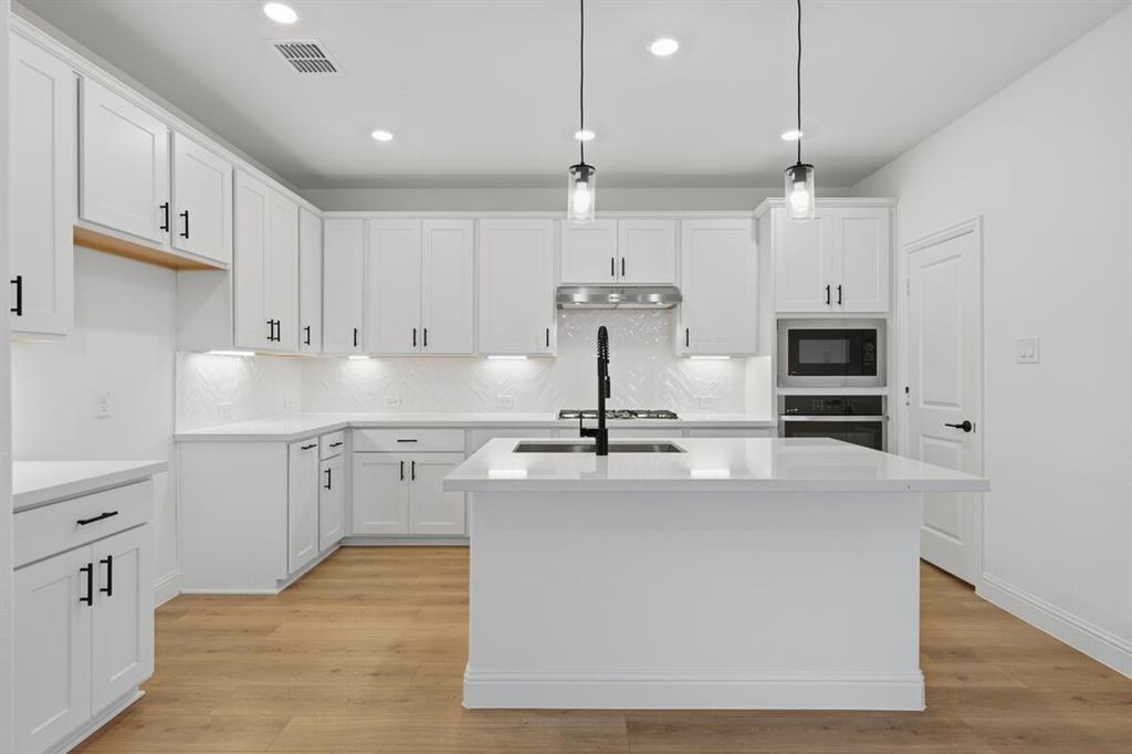 Cross Creek Meadows - Residential