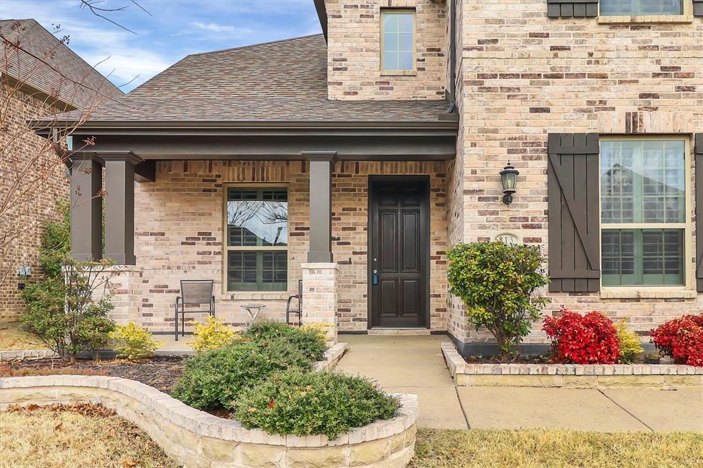 813 Glen Crossing Drive