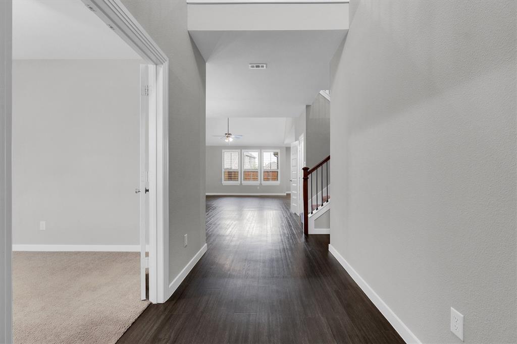 813 Glen Crossing Drive