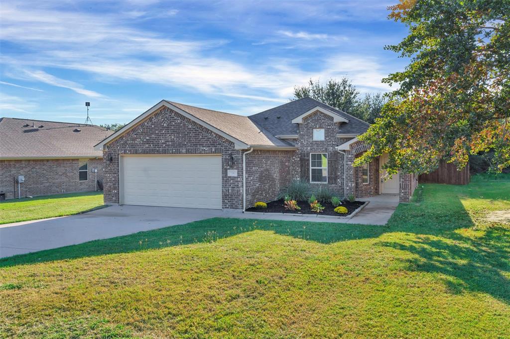 7202 Mistletoe Trail