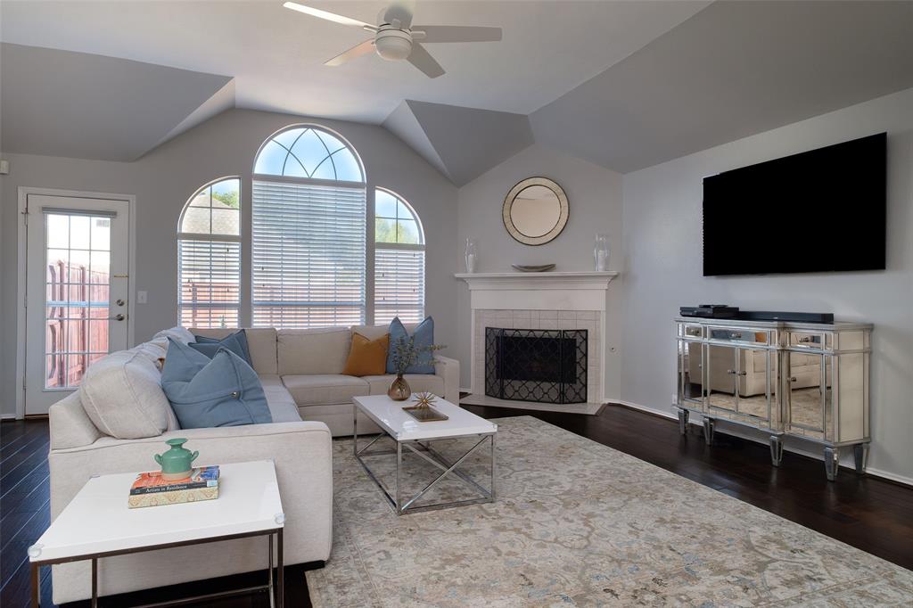 2513 Hunters Run Drive