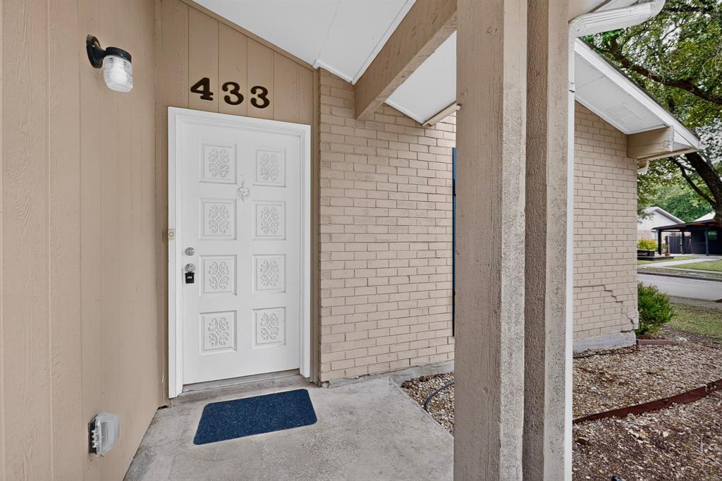 433 Solitude Drive