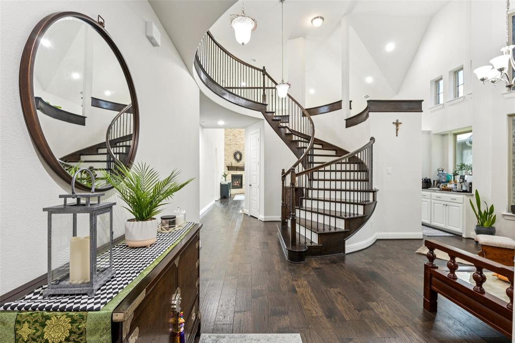 5605 Fairway Court