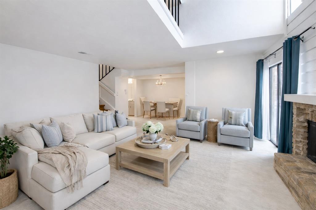 Preston Oaks Crossing Condos 01 & 02 - Residential Lease