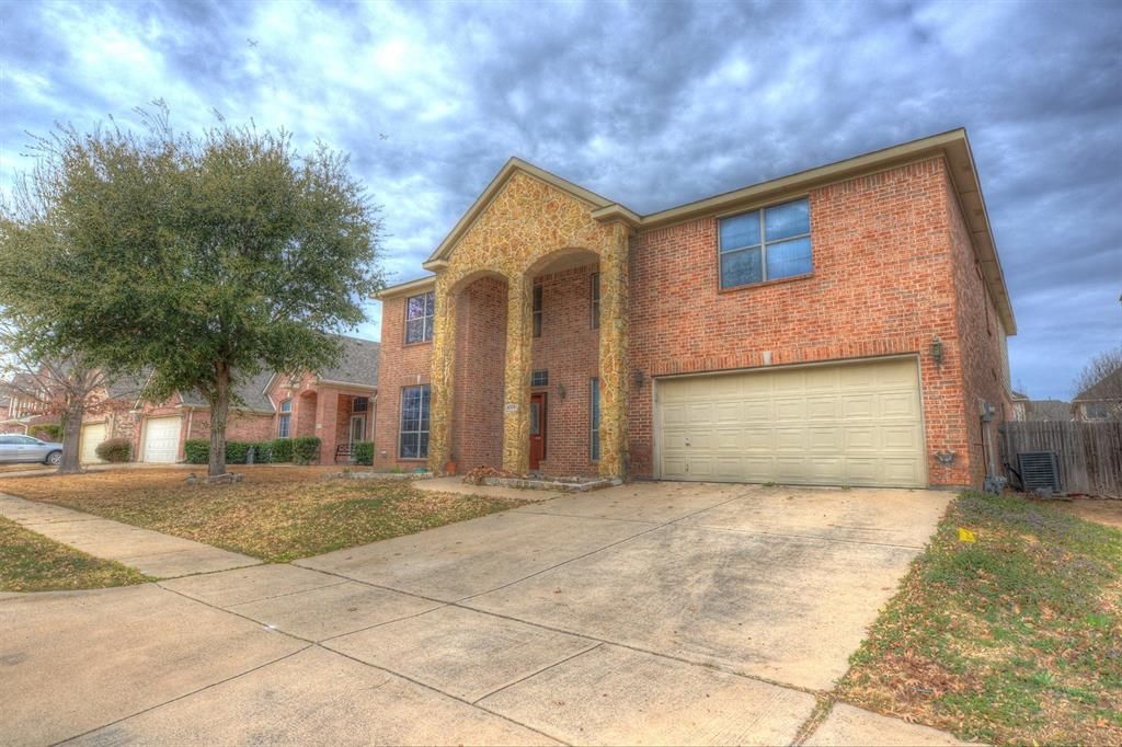 Photo of 4005 Penny Royal Drive, Fort Worth, TX 76244 (MLS # 21303436)