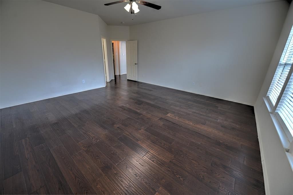 Photo of 4005 Penny Royal Drive, Fort Worth, TX 76244 (MLS # 21303436)