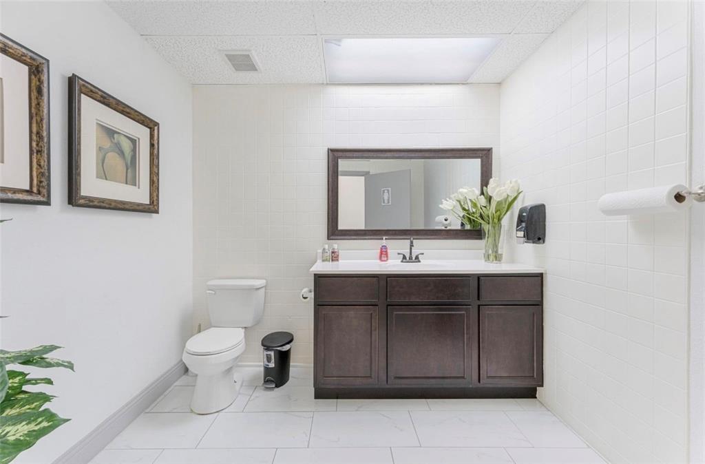 Smith,J S Addition - Commercial Lease