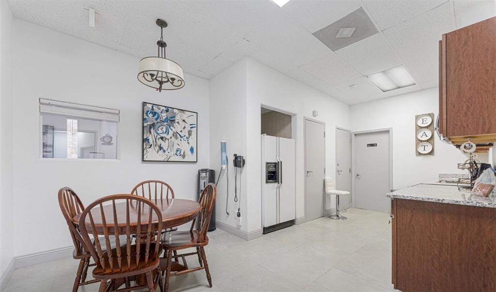 Smith,J S Addition - Commercial Lease