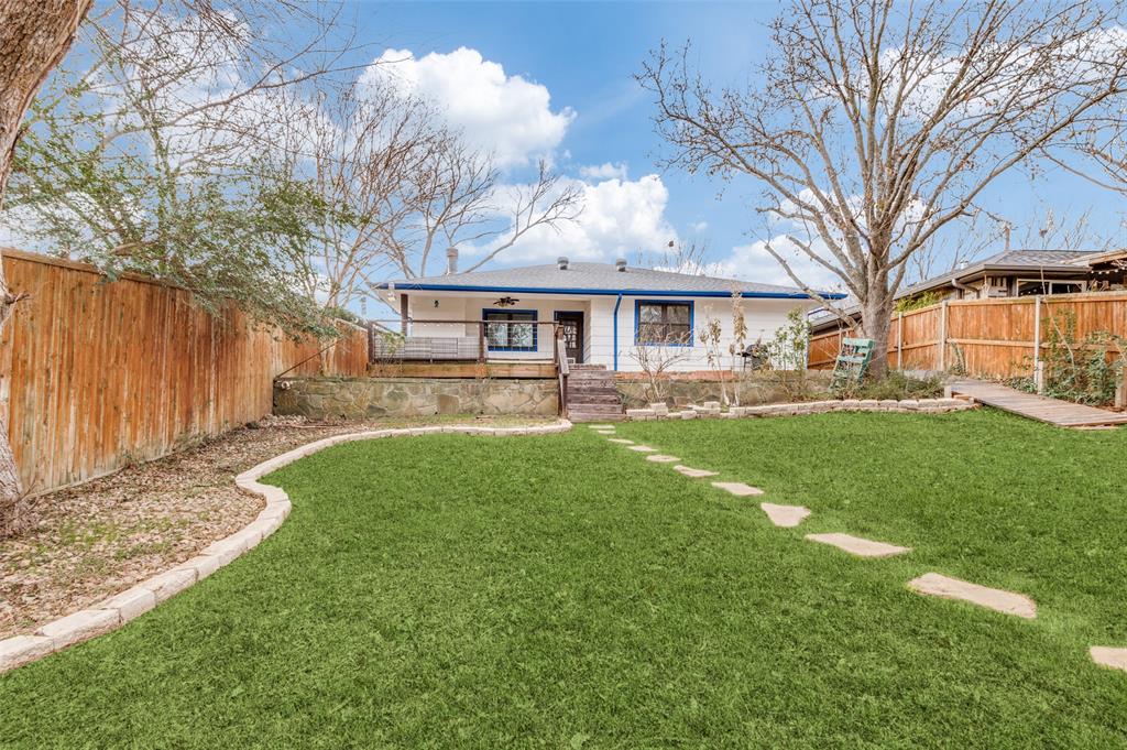 El Tivoli Place - Residential Lease