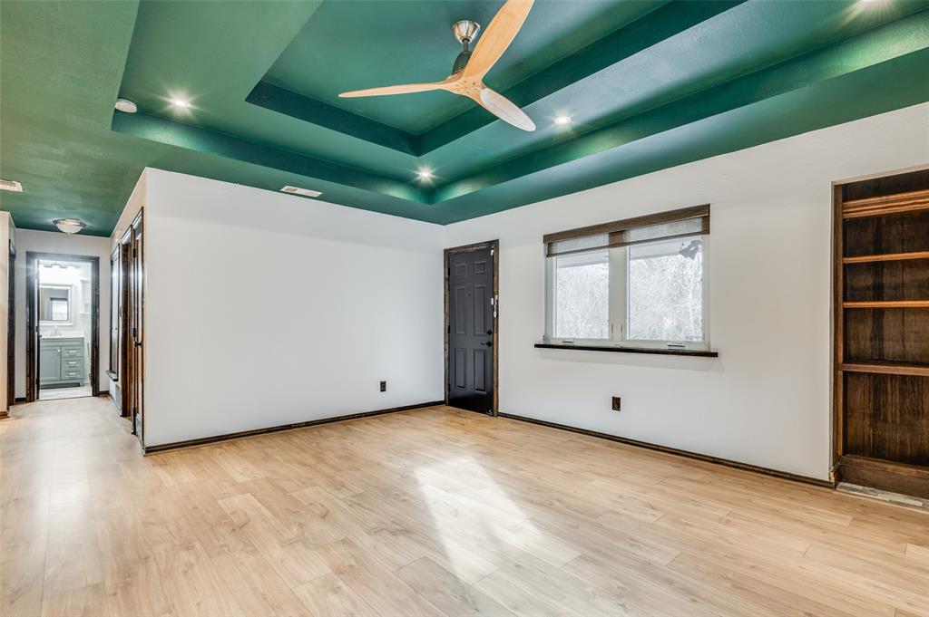 El Tivoli Place - Residential Lease