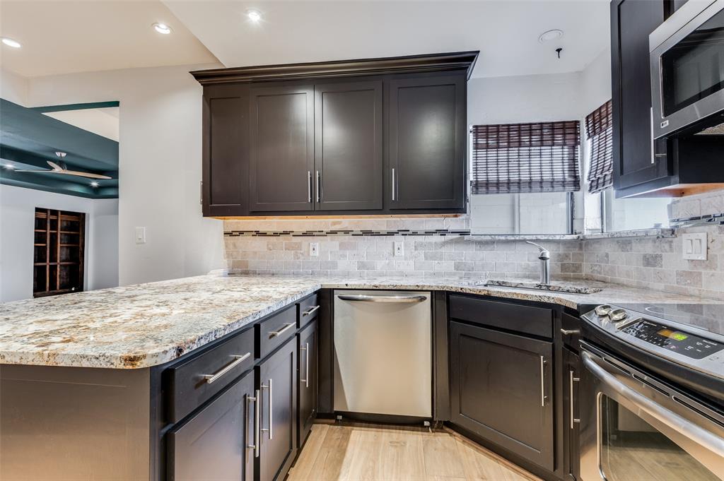 El Tivoli Place - Residential Lease