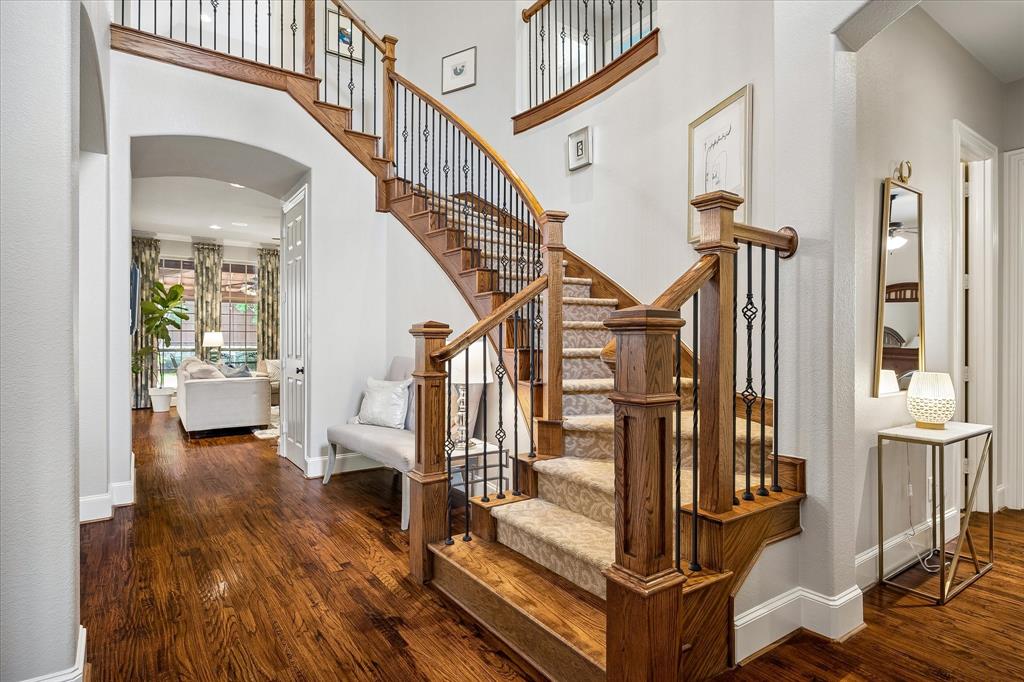 8305 Turtleback Court