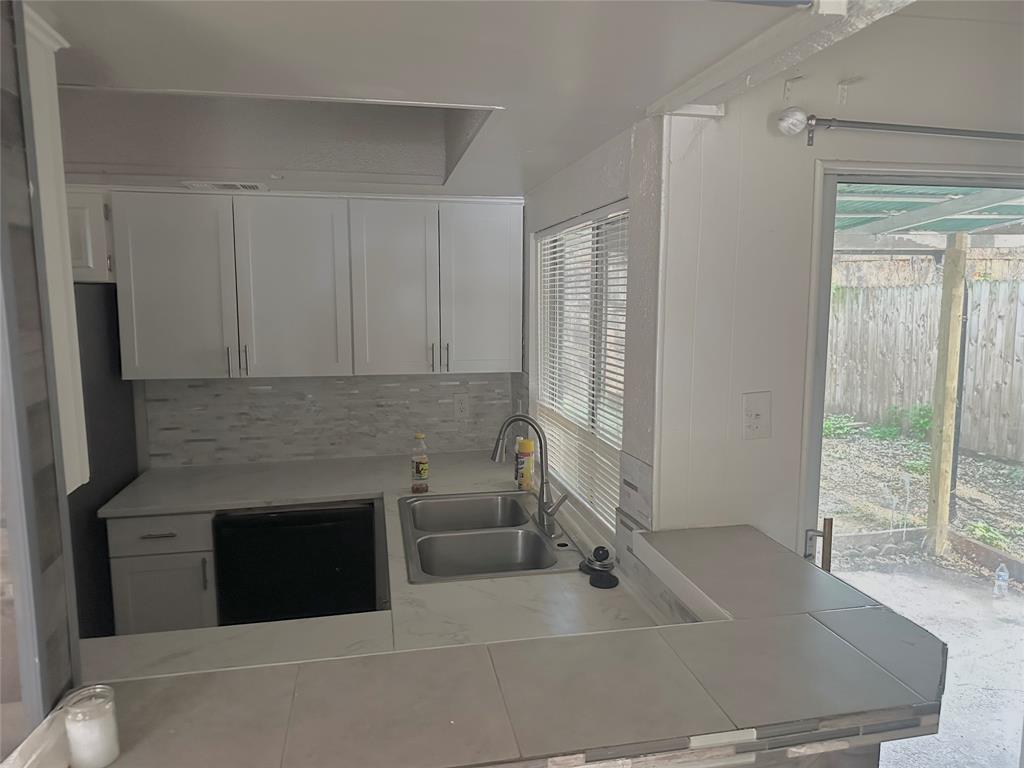 2618 Santa Barbara Drive