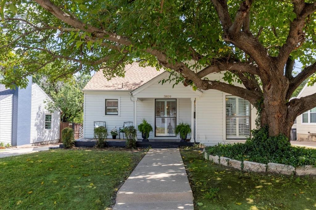 3809 Linden Avenue